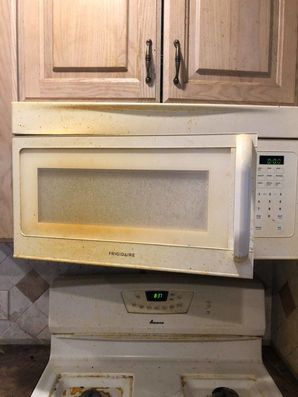 Before & After Kitchen Appliance Cleaning in Elizabeth, NJ (3)