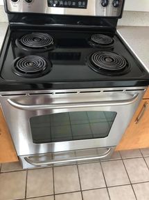 Before and After Stove Cleaning in Harrison, NJ (2)